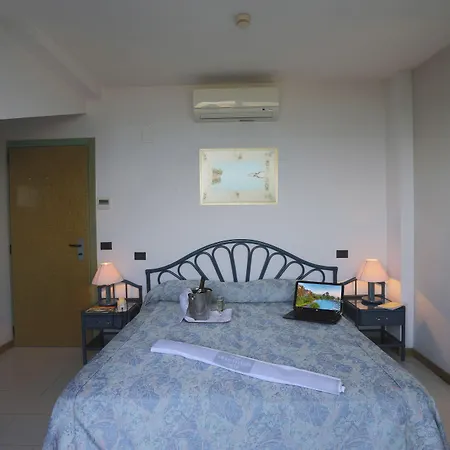 Ambasciatori 4* بينيتو