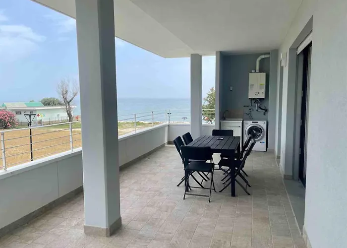 Ambasciatori 4* Pineto