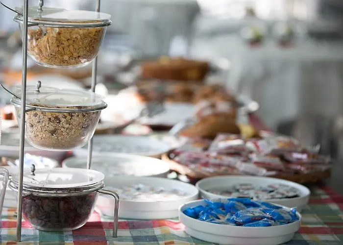 Ambasciatori Szálloda Pineto