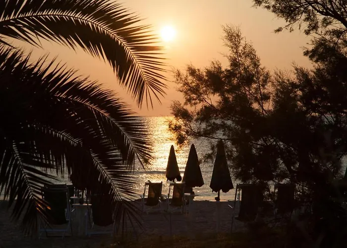 Ambasciatori 4* Pineto